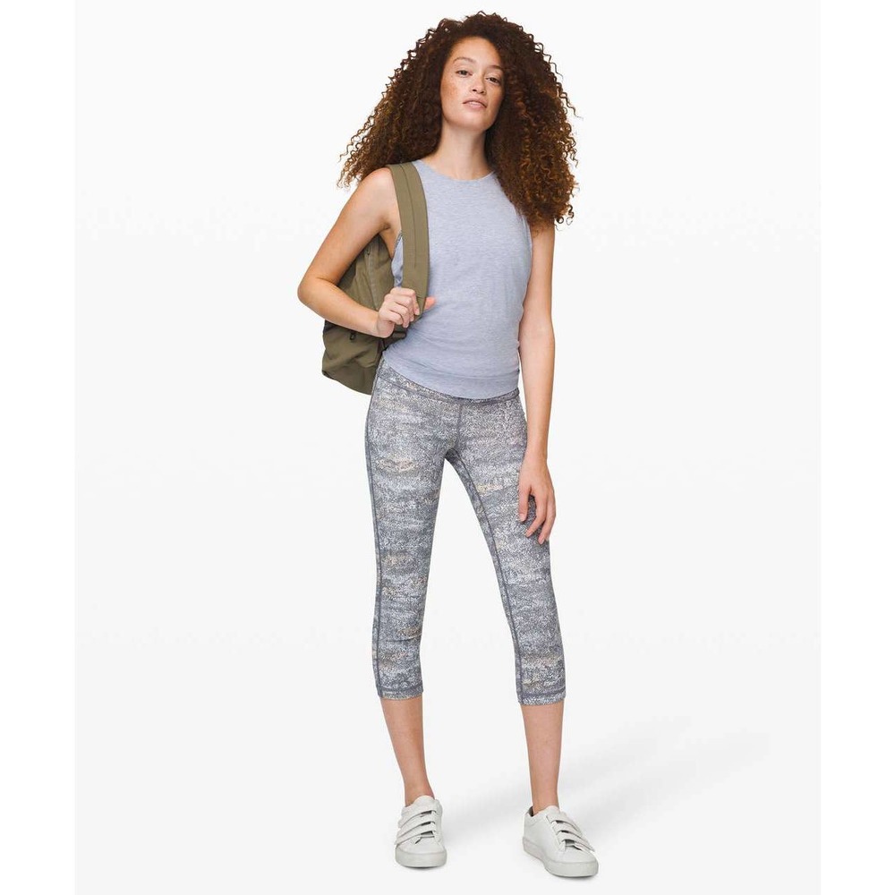 Lululemon Wunder Under Crop (High-Rise) *Full-On Luxtreme 21" Size 4 Gray